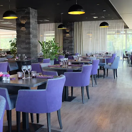 Hotel Logis Hôtel&spa Marina D'adelphia