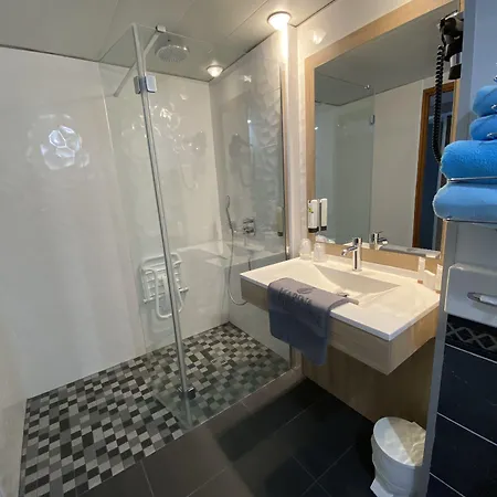 Logis Hôtel&spa Marina D'adelphia Aix-les-Bains