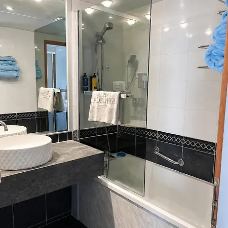 Hotel Logis Hôtel&spa Marina D'adelphia 4*