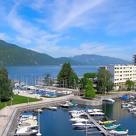 Logis Hôtel&spa Marina D'adelphia Hotel 4*