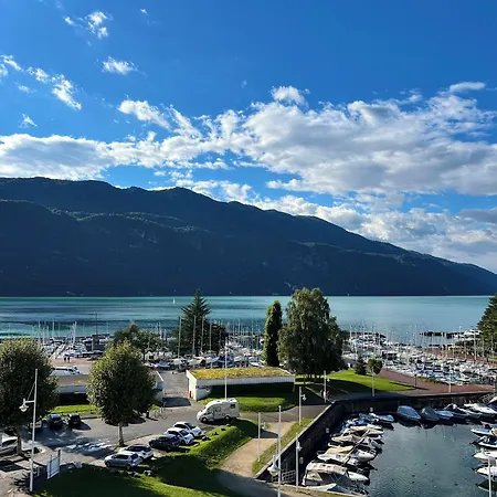 Logis & Marina D'adelphia